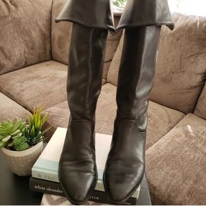 Elegant BANDOL Black Leather Boots